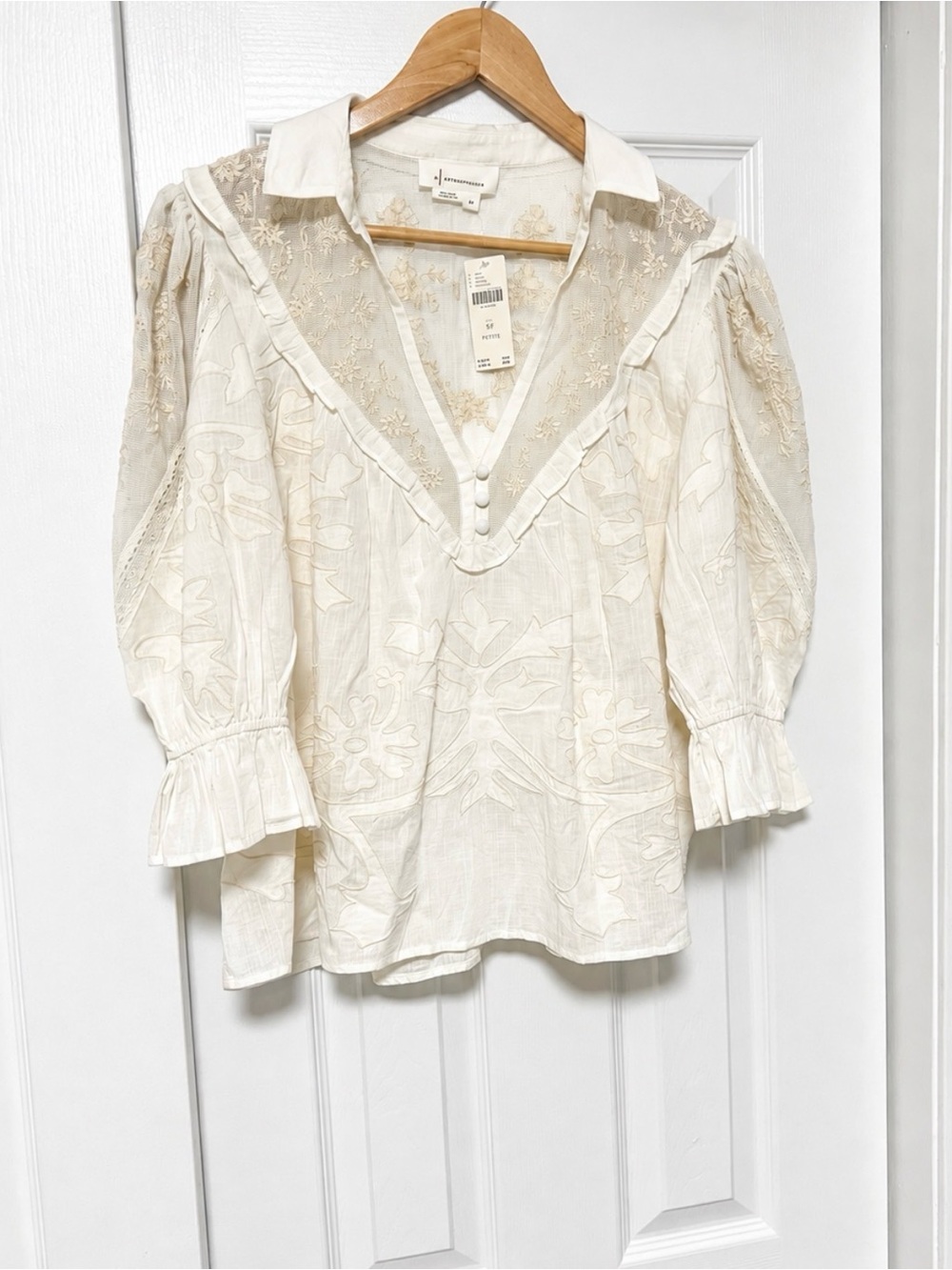 Anthropologie Heirloom Swing Blouse Ivory Embroidered Ruffle NWT Petite Small